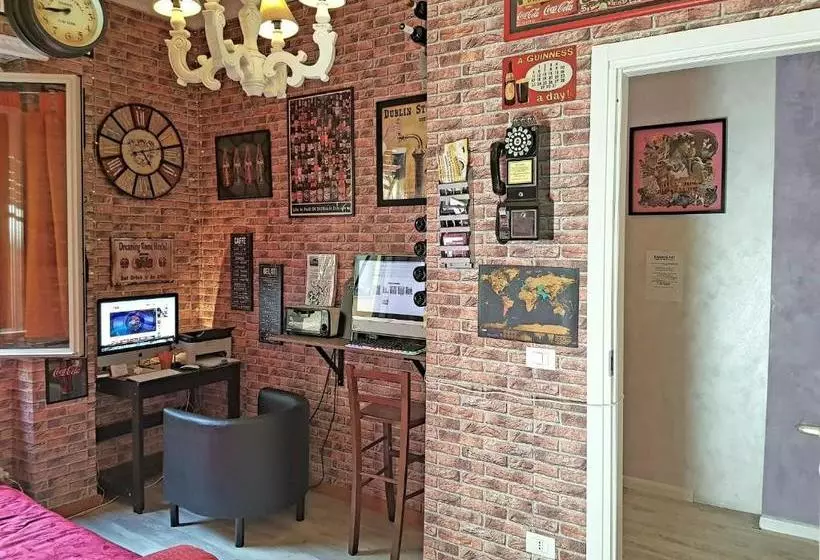 مسافرخانه Dreaming Rome