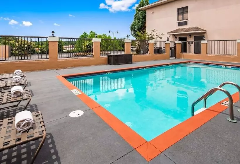 酒店 Best Western Plus Circle Inn