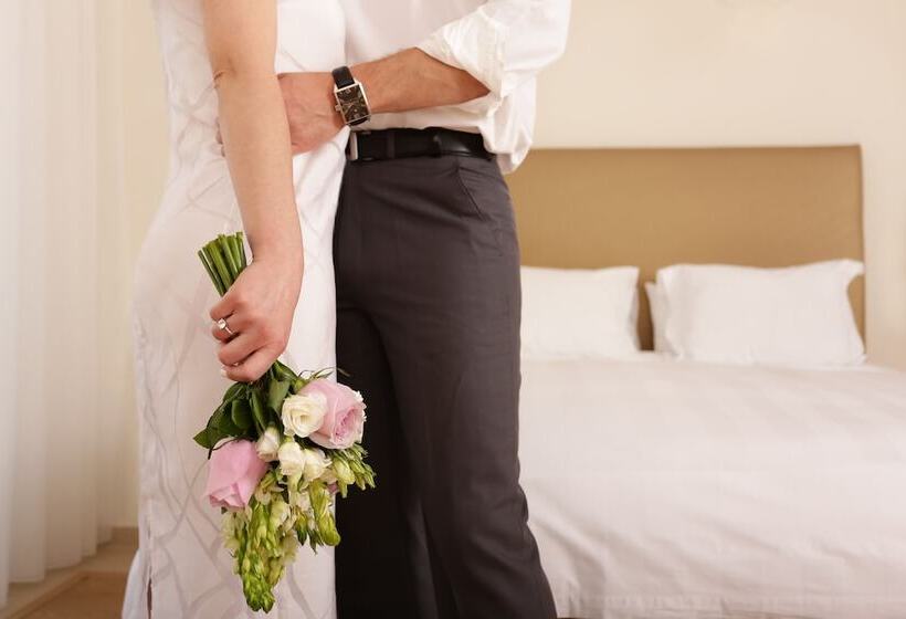 فندق Chloe Luxury