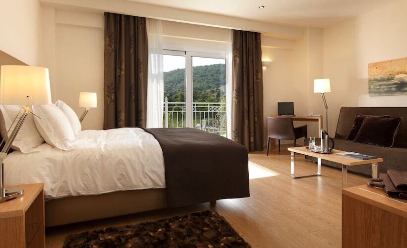 فندق Chloe Luxury