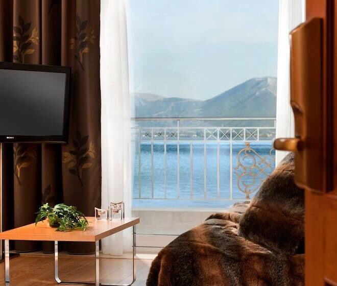 فندق Chloe Luxury