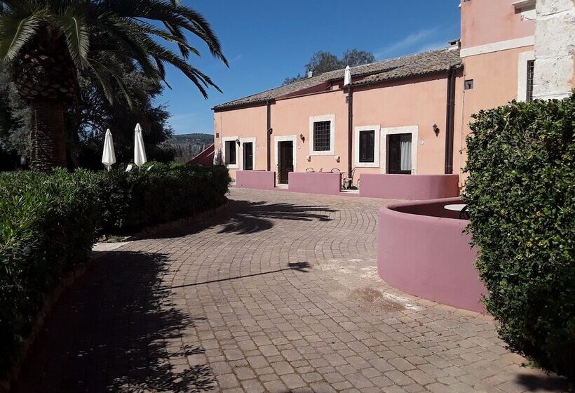 בית מלון כפרי Lady Lusya