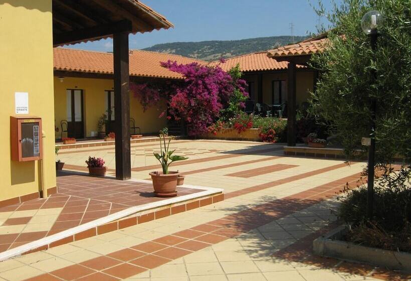 Отель Su Nuraxi