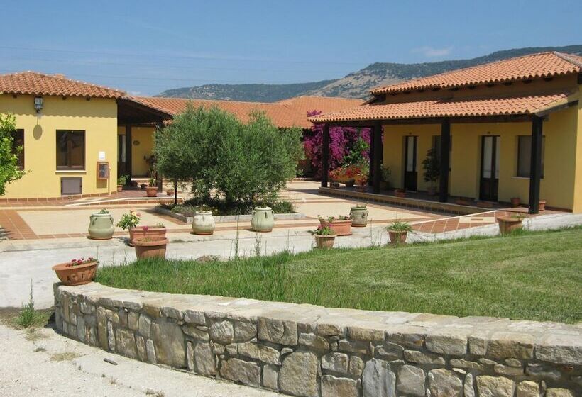 Отель Su Nuraxi