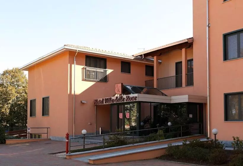 ホテル Villa Delle Rose   Malpensa