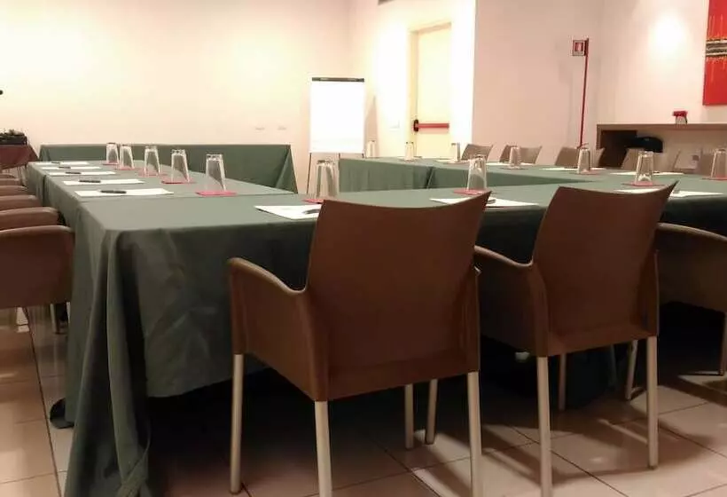 ホテル Villa Delle Rose   Malpensa