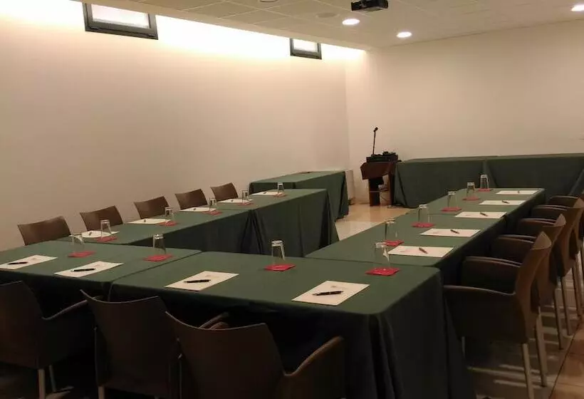 ホテル Villa Delle Rose   Malpensa