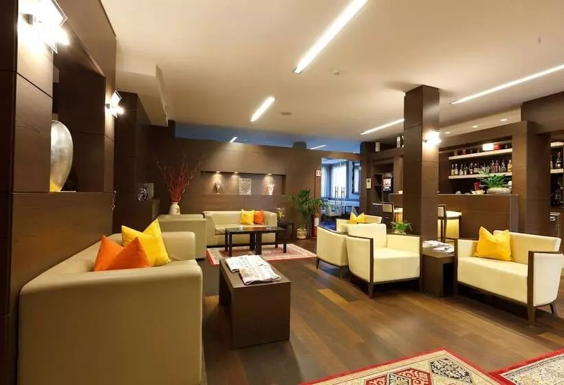 ホテル Villa Delle Rose   Malpensa