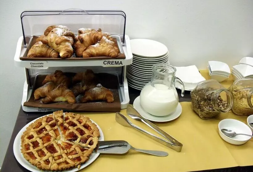 ホテル Villa Delle Rose   Malpensa