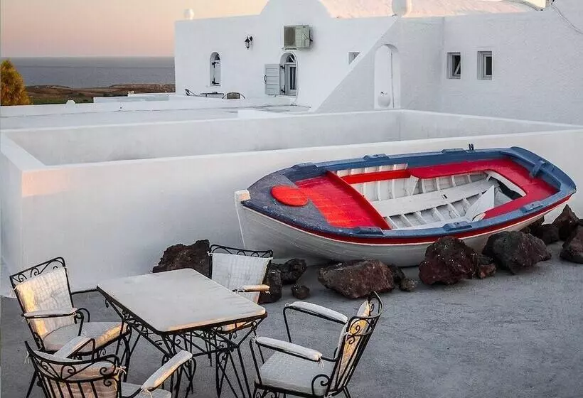 בית מלון כפרי Villa Iliovasilema Santorini