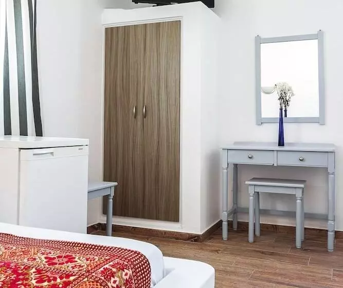 בית מלון כפרי Villa Iliovasilema Santorini