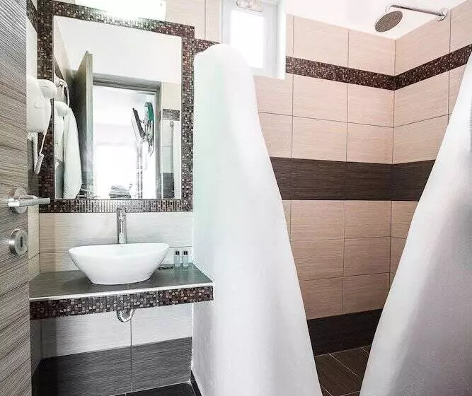 בית מלון כפרי Villa Iliovasilema Santorini