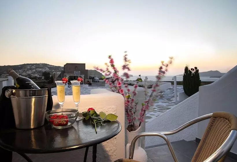 בית מלון כפרי Villa Iliovasilema Santorini