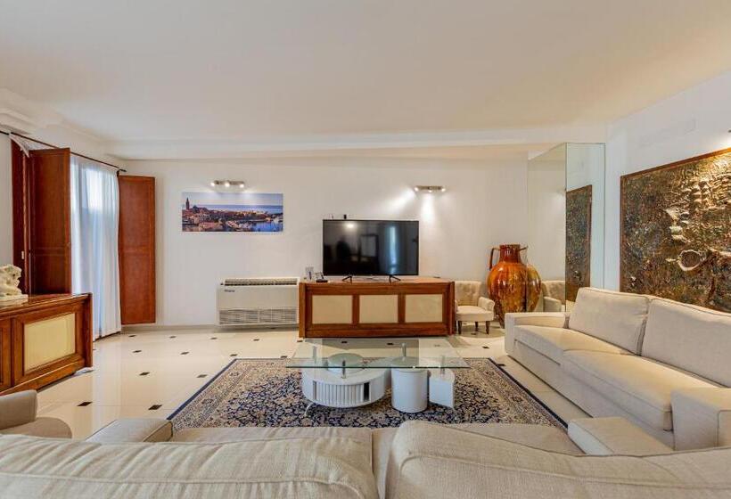 فندق Villa Piras