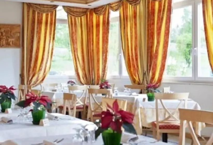 Отель Wellness E Resort Stella Delle Alpi