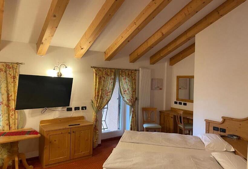 酒店 Wellness E Resort Stella Delle Alpi