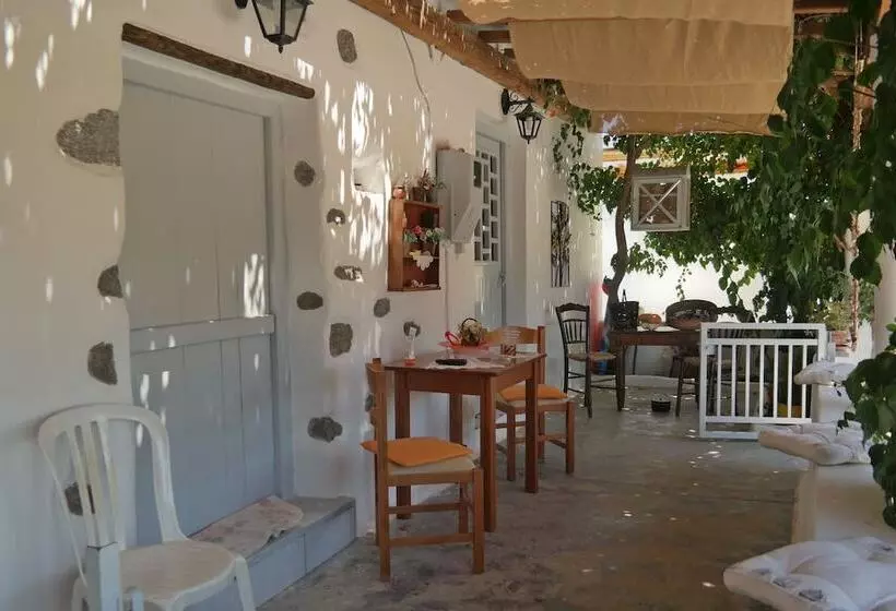 Sun Rock Boutique Suites