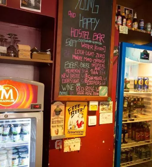 Young And Happy Latin Quarter By Hiphophostels