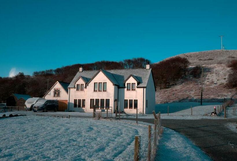 Hazelbank Bed And Breakfast