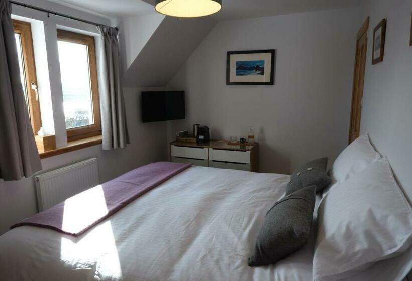 Hazelbank Bed And Breakfast