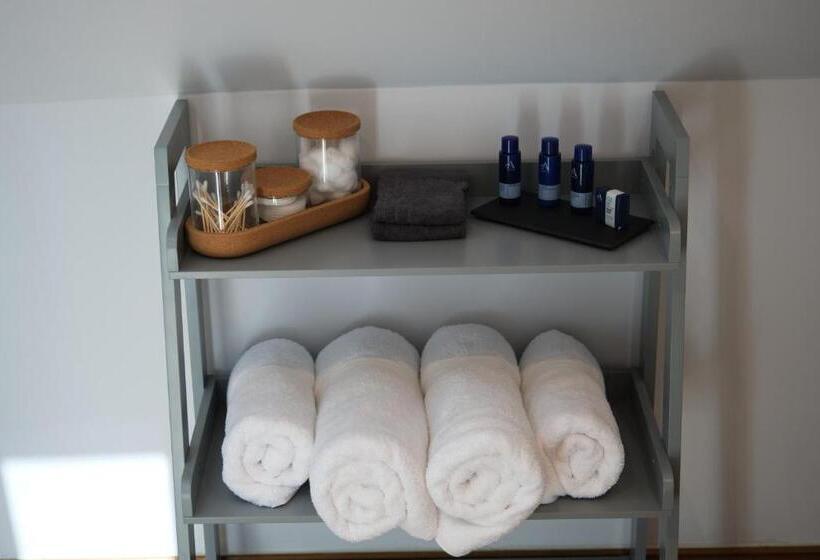 Hazelbank Bed And Breakfast