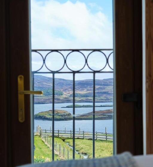 Hazelbank Bed And Breakfast