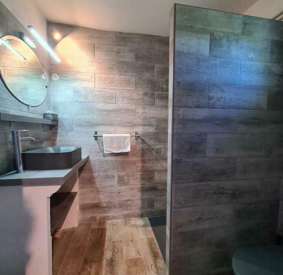 Bed and Breakfast Les Buisses En Provence