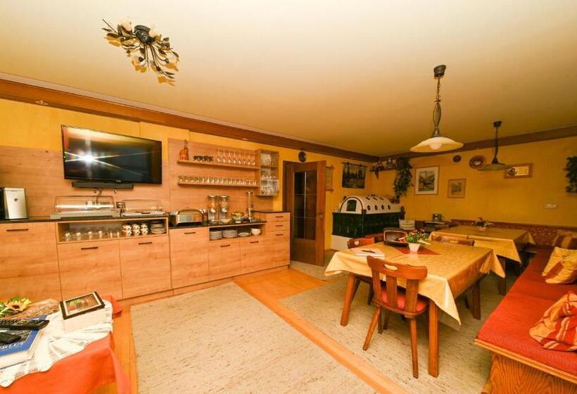 Bed and Breakfast Pension Sonnleitner