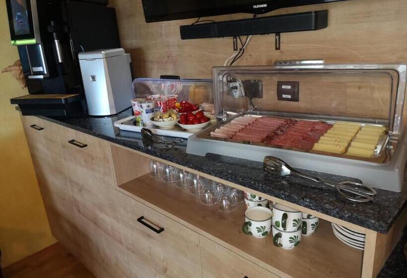 Bed and Breakfast Pension Sonnleitner