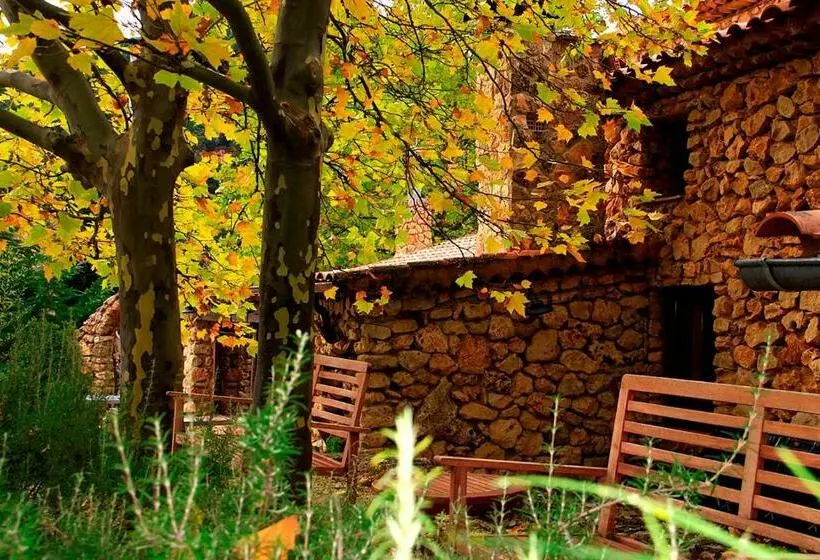 ベッドアンドブレックファースト Royo Guarde, Junto Al Río Mundo