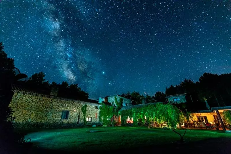 ベッドアンドブレックファースト Royo Guarde, Junto Al Río Mundo