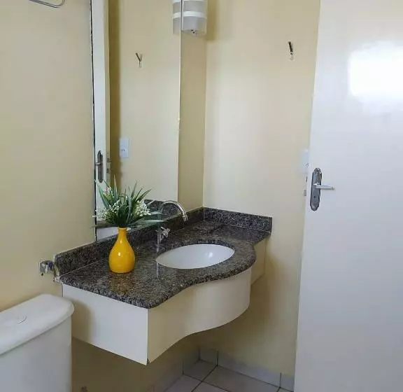 Flat Com Parque Aquático