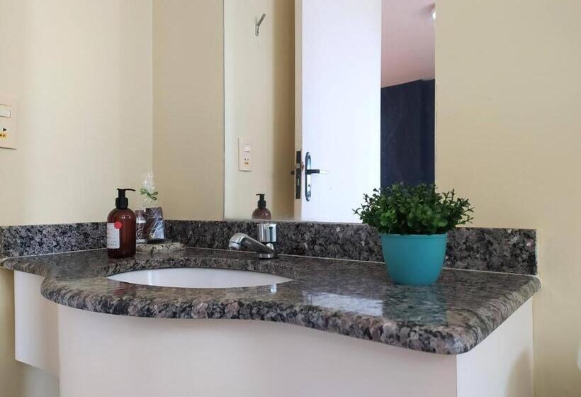 Flat Com Parque Aquático