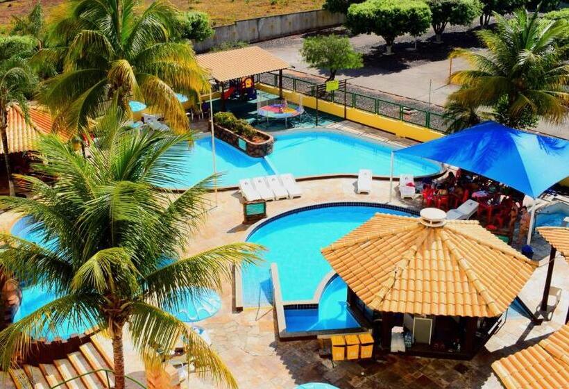 Flat Com Parque Aquático