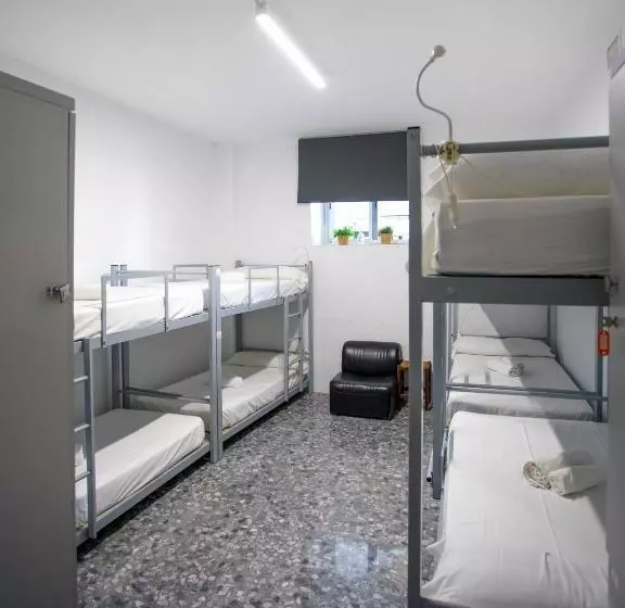 Italica Hostel