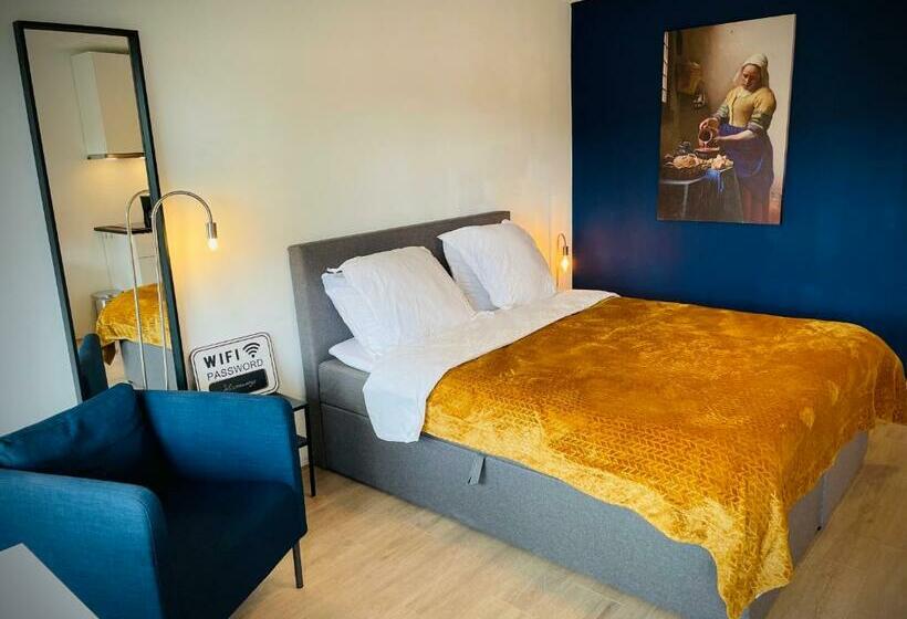 فندق على الطريق Flamingo Studio S