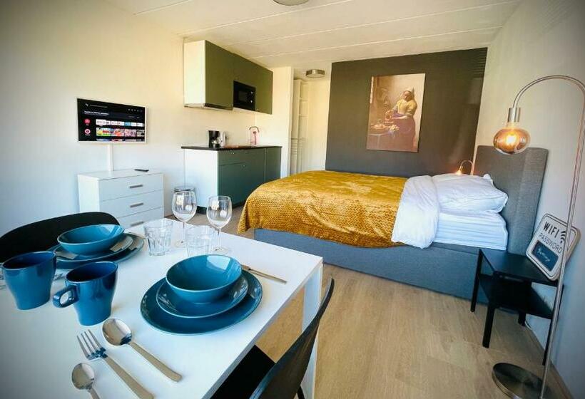 فندق على الطريق Flamingo Studio S