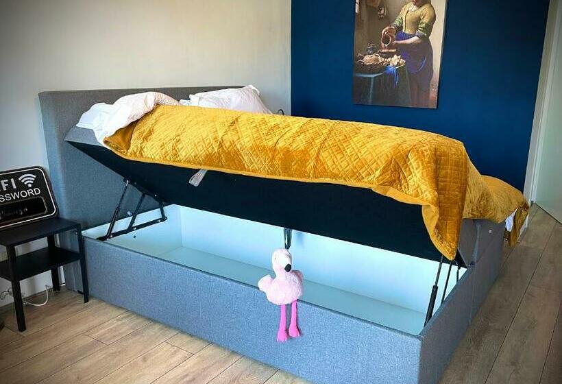 فندق على الطريق Flamingo Studio S