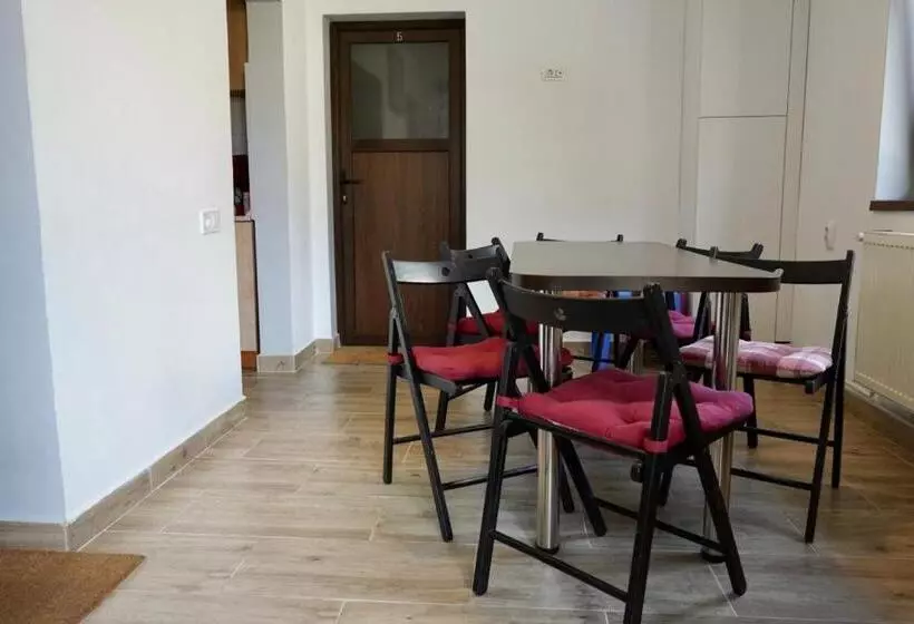 پانسیون Casa Felice