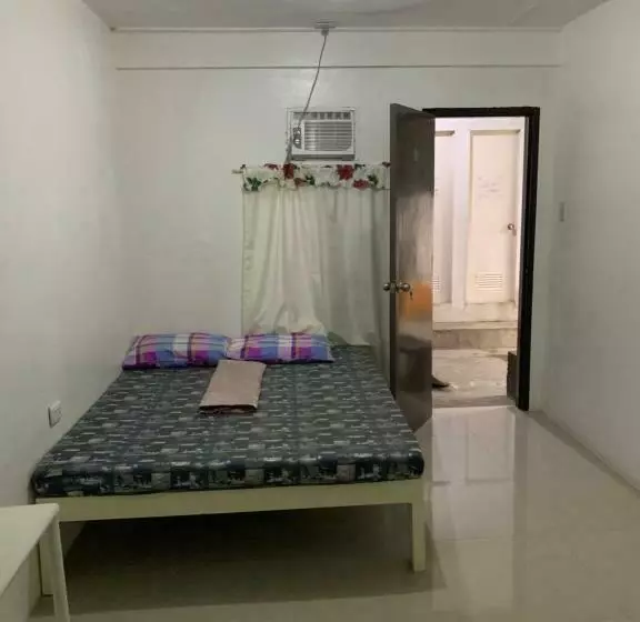 ユースホステル La Riesa Dorm