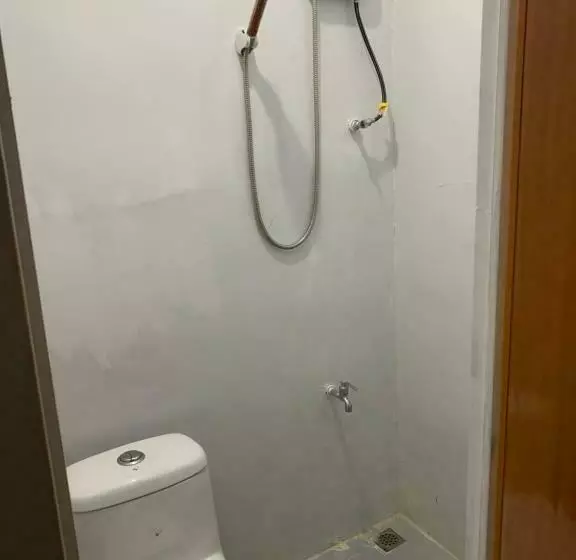 ユースホステル La Riesa Dorm