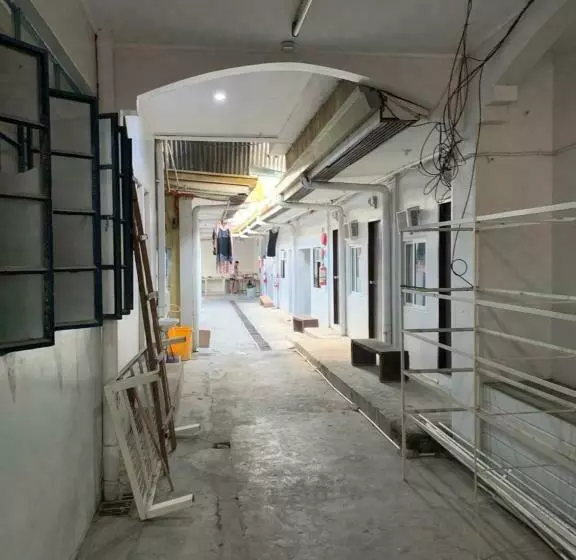 ユースホステル La Riesa Dorm