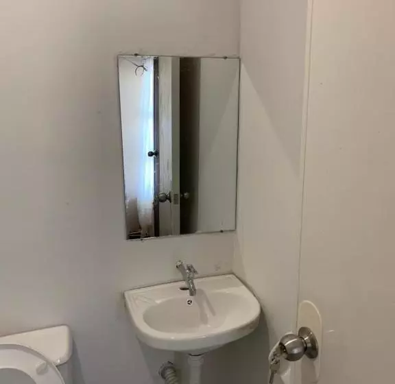 ユースホステル La Riesa Dorm
