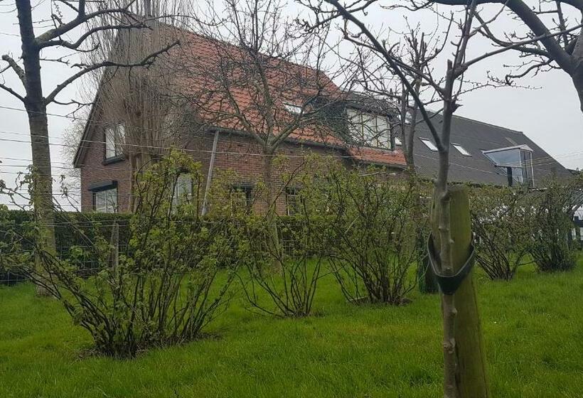 Bed and Breakfast Bed Bij Boertje