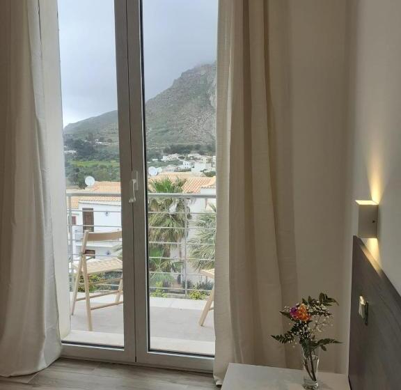 مبيت وإفطار Camere Stella Del Sud Makari