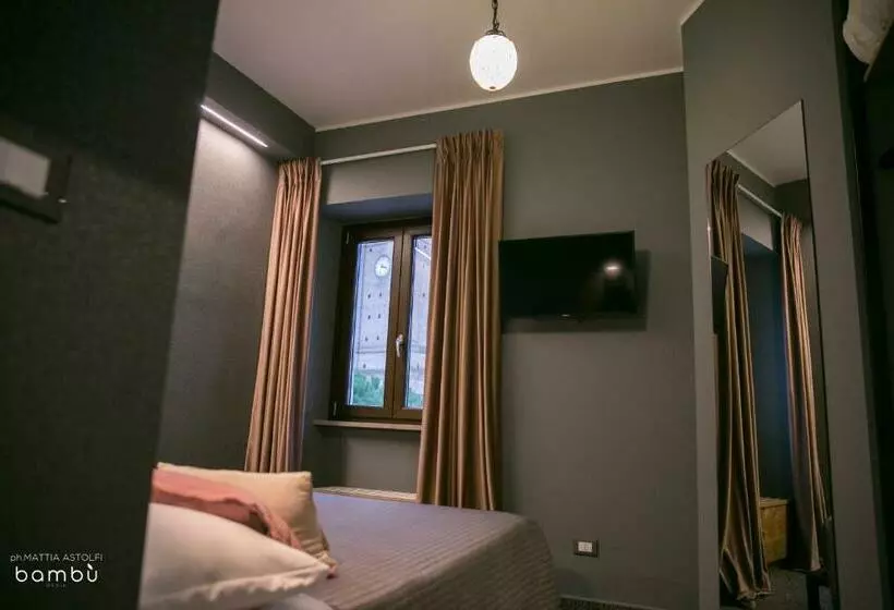 تختخواب و صبحانه La Taverna Antica Rooms