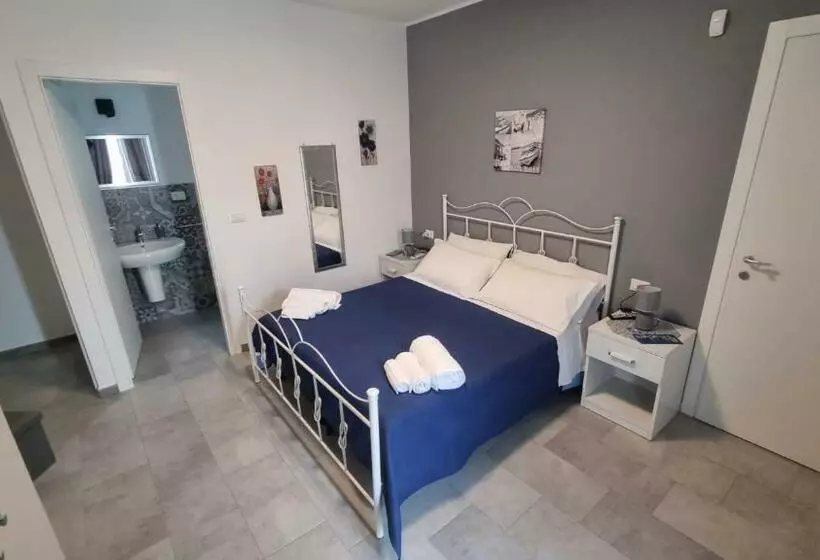 تختخواب و صبحانه The Simo S House Camere A Marzamemi