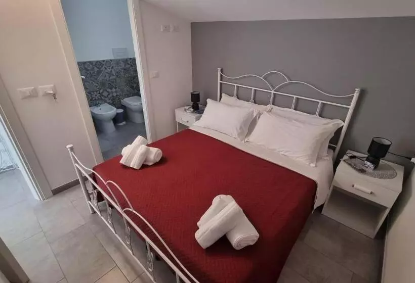 تختخواب و صبحانه The Simo S House Camere A Marzamemi