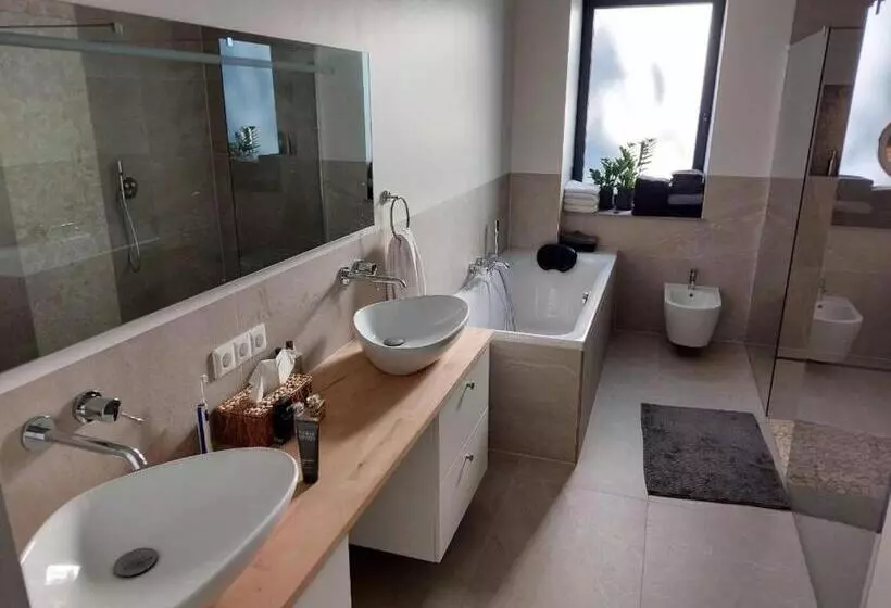 Aamiaismajoitus (B&B) Vida Verde