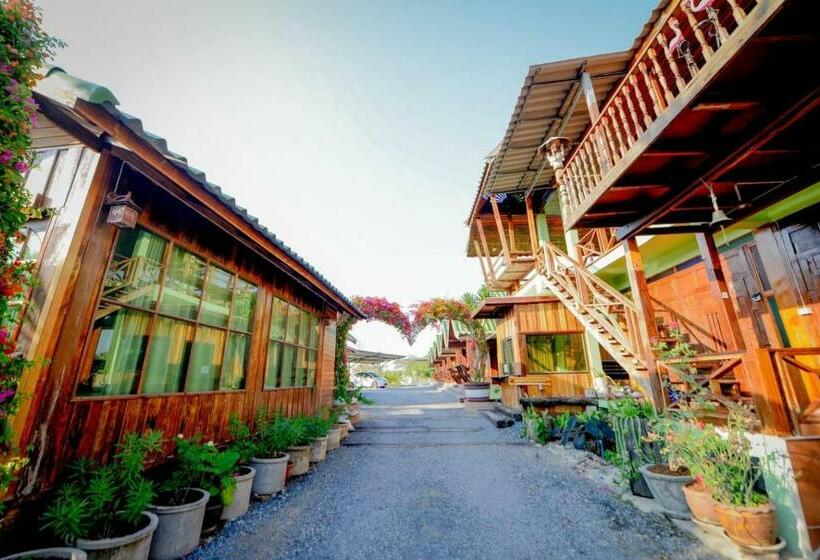 Mrk Resort & Massage